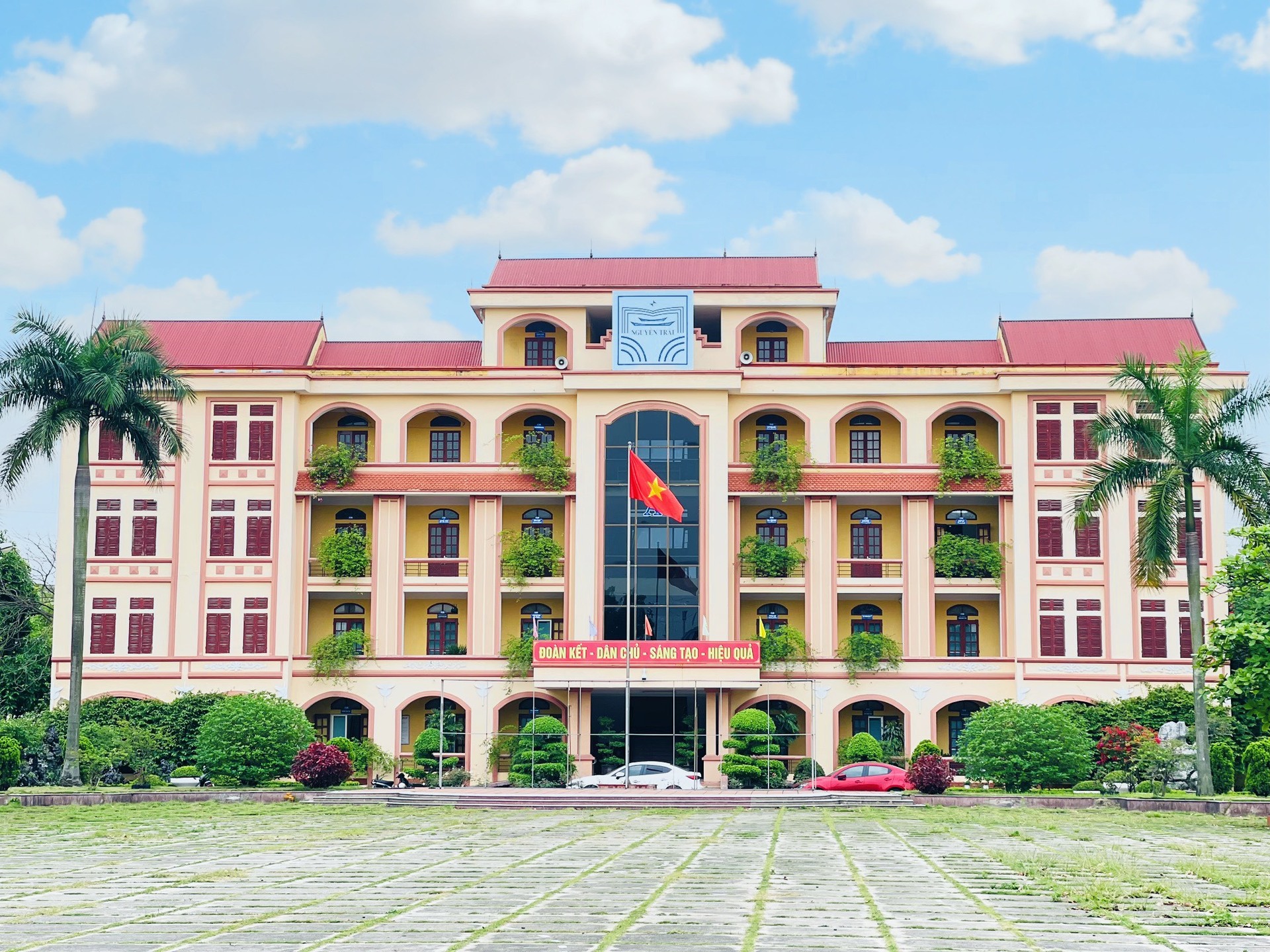 Những điểm cần lưu ý trong kỳ thi tuyển sinh vào lớp 10 trường THPT chuyên Nguyễn Trãi năm học 2023-2024.